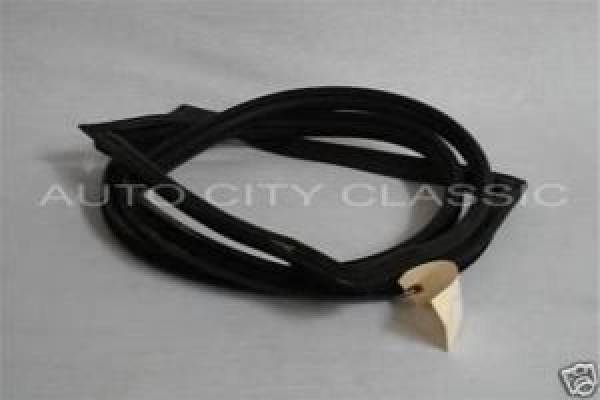 Auto City Classic - 1972-1979 Ford Ranchero Back Glass Gasket B1110TG