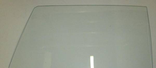 Auto City Classic - 1968-1969 Ford Ranchero Right Door Glass D3922