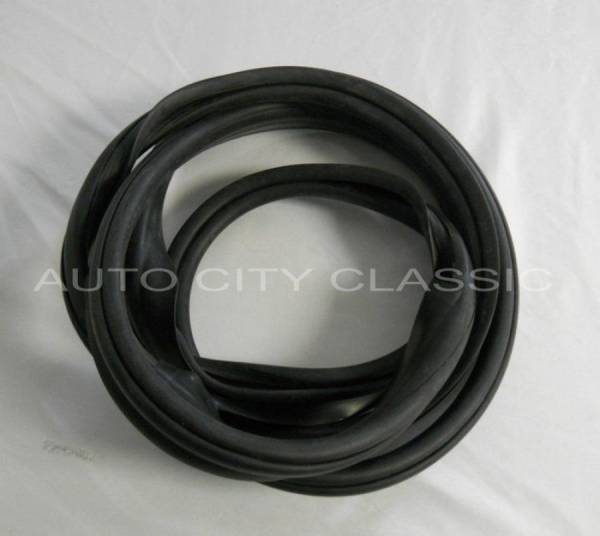 Auto City Classic - 1964-1966 Chevrolet / GMC Pickup Windshield Gasket W653G