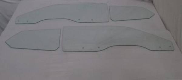 Auto City Classic - 1970-1971 Ford Torino (Fairlane) 2 Door Hardtop Fastback Side Glass Set SS-TORI-70-71-FB
