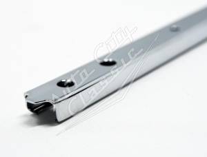 Auto City Classic - 1955-1957 Chevrolet Convertible and Hardtop Quarter Window Weatherstrip Retainer- Vertical 5526 - Image 2