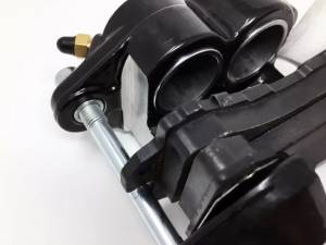 Auto City Classic - GM Metric Front Disc Brake Calipers- Dual Twin Piston CALI-GM-FRT-BLK - Image 3