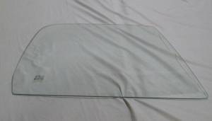 1973-1980 Chevrolet / GMC Pickup, Suburban and Utility Right Door Glass D4951