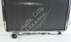 Auto City Classic - 1957-1959 Ford Passenger Cars V8 Aluminum Radiator R5759B - Image 9