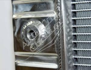Auto City Classic - 1981-1991 Chevrolet / GMC Pickup and Suburban with Diesel Motor Aluminum Radiator R8286CVPU - Image 6