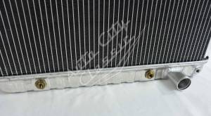 Auto City Classic - 1959-1963 Chevrolet Passenger Cars Manual or Factory Power Steering Aluminum Radiator SL-263-AT - Image 9