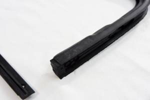 Auto City Classic - 1964-1966 Chevrolet / GMC Pickup Vent Seals- 4 Piece V2495G - Image 2