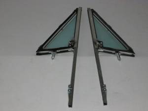 1967-1972 Chevrolet / GMC Panel, Pickup, Suburban and Utility Vent Post Assembly V2563TAP
