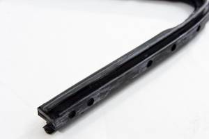 Auto City Classic - 1951-1954 Chevrolet / GMC Cab and Suburban Vent Seals V2907G - Image 3