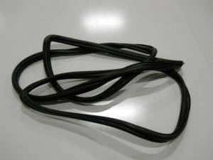 1941-1942, 1946-1948 GM 2 Piece Windshield Gasket W1019S2PG