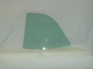 1958 Chevrolet / Pontiac 2 Door Hardtop Quarter Glass Q4171T