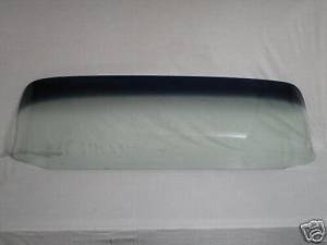 1957-1958 Buick / Cadillac 4 Door Hardtop and Sedan Windshield W525